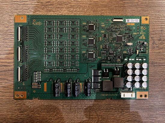 Led plokštė 1-981-827-11